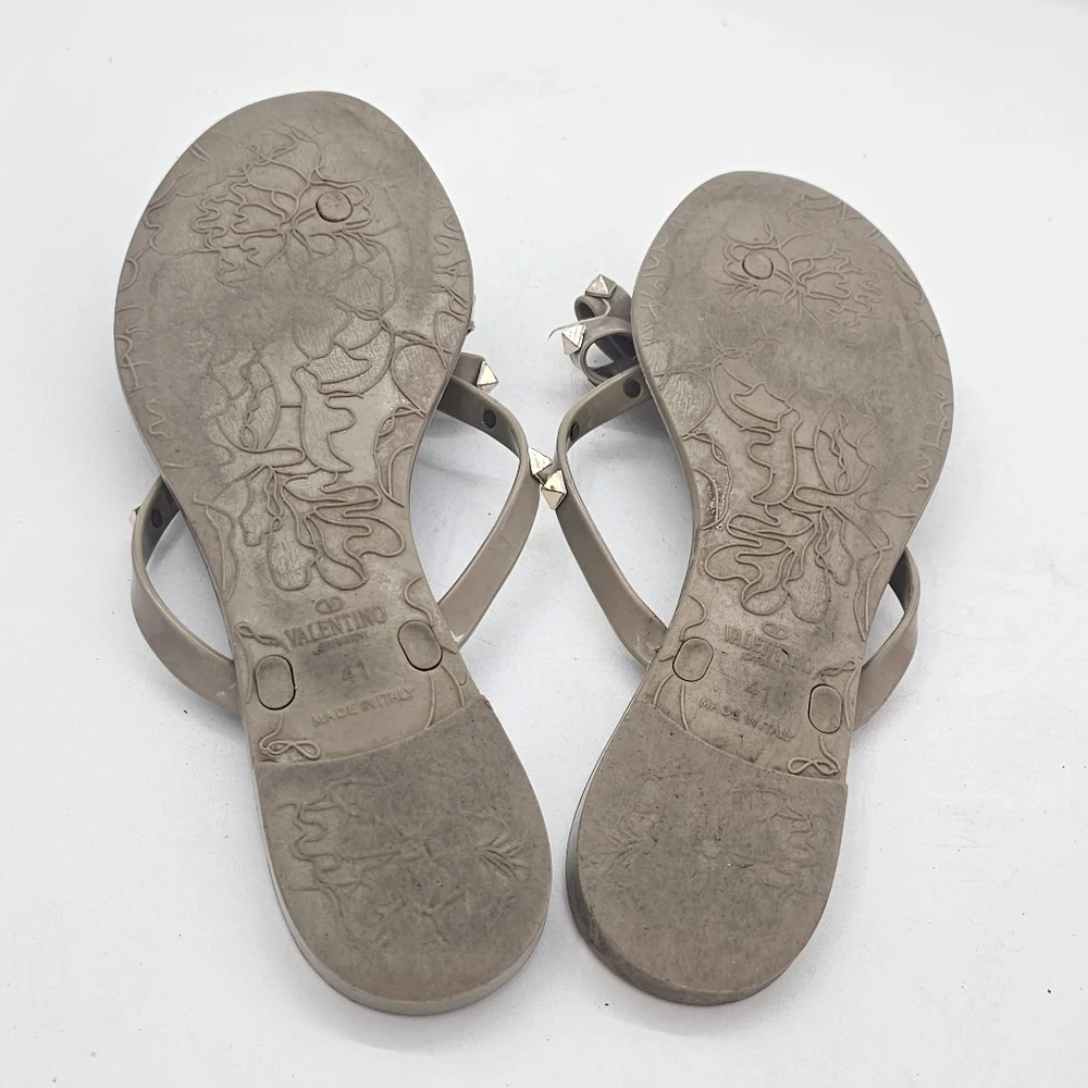 Valentino Garavani Rockstud PVC Jelly Thong Sandal Size 41 (US 10.5–11)